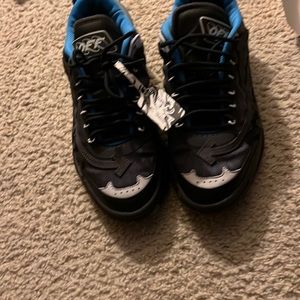 Off-White c/o Virgil Abloh™